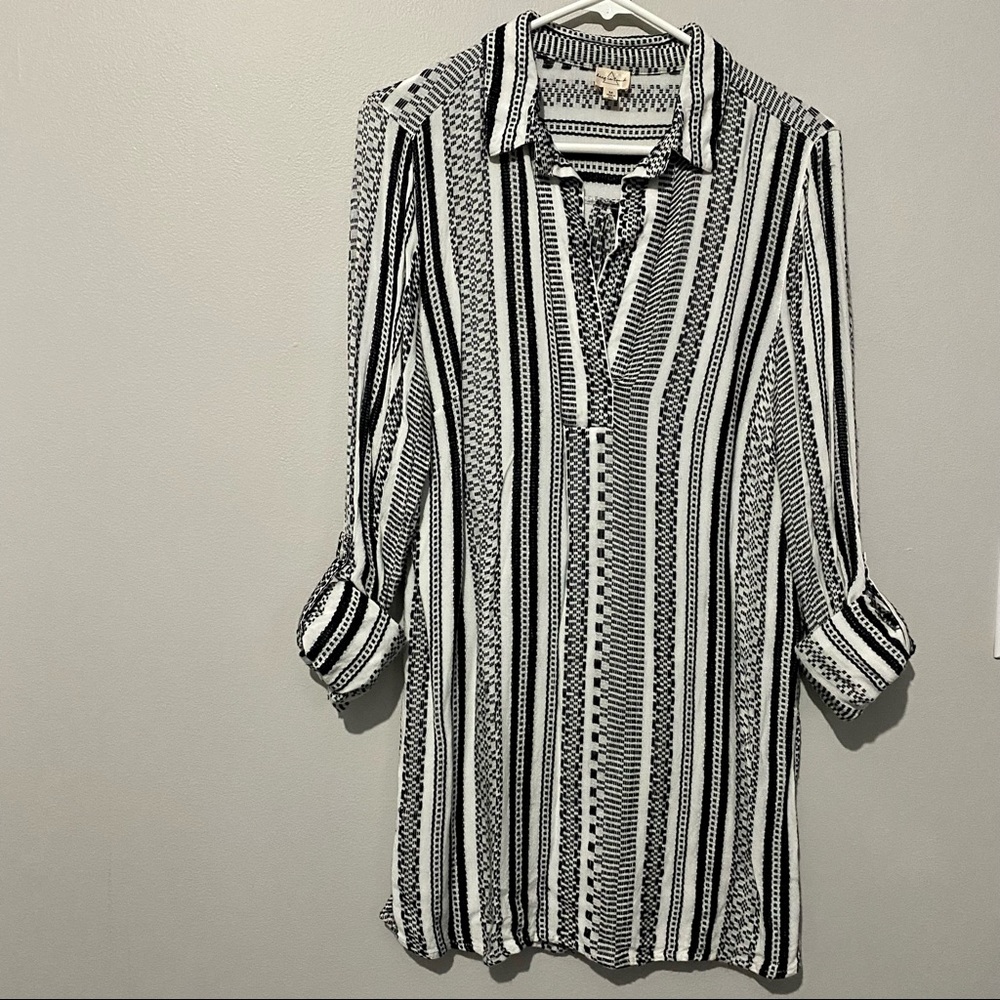 ✨Host Pick✨Keep In Touch Brand Tunic